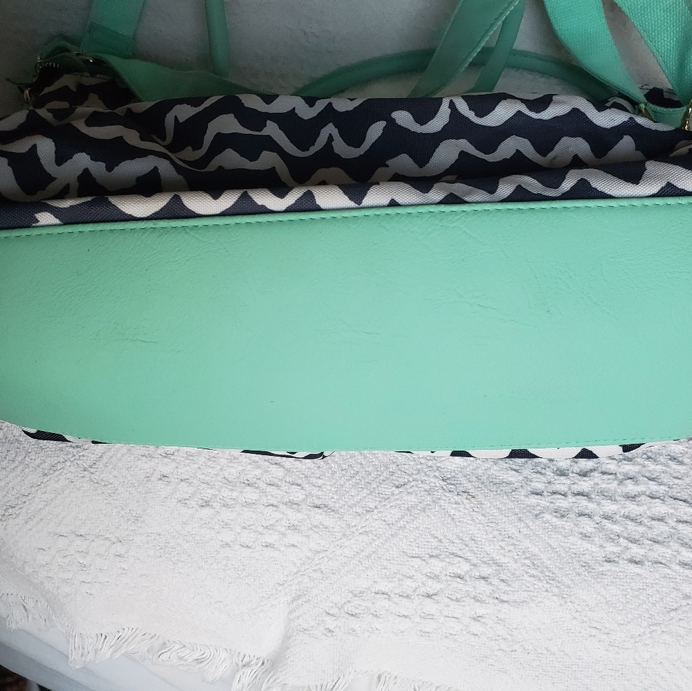 Large Diaper Bag - Picture 3 of 10